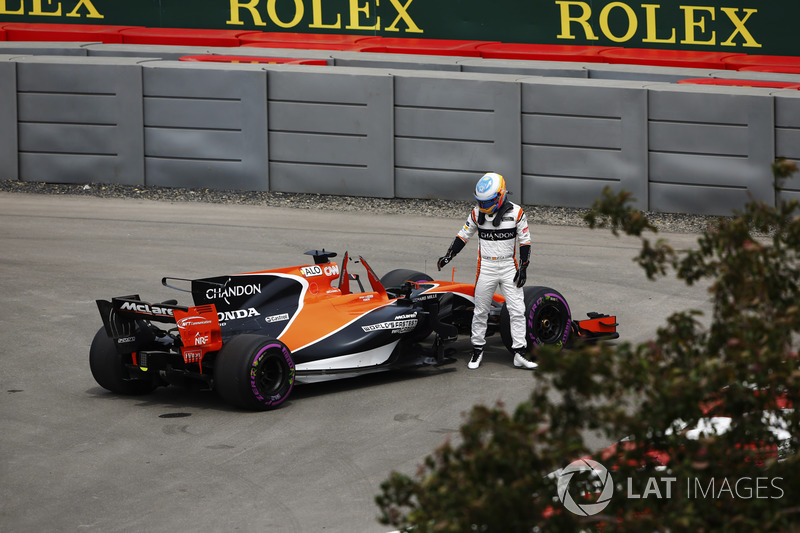 Buen rendimiento pero problemas en su regreso a la F1