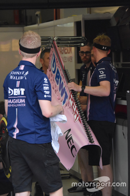 Cubierta motor del Sahara Force India VJM10
