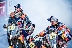 Winner #14 Red Bull KTM Factory Racing: Sam Sunderland and #16 Red Bull KTM Factory Racing: Matthias Walkner