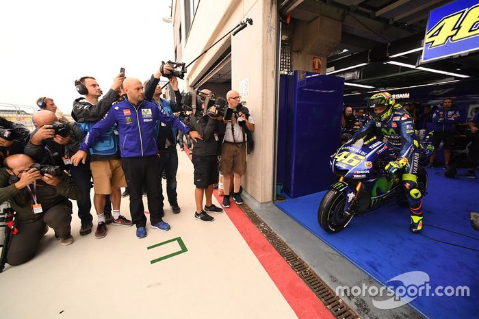 Valentino Rossi, Yamaha Factory Racing