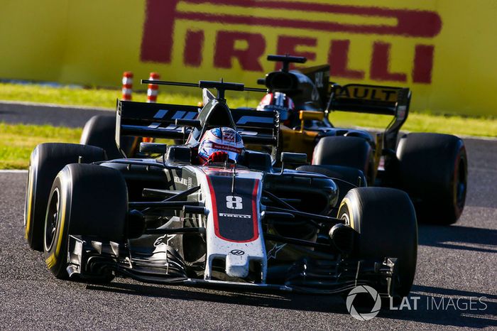  Romain Grosjean, Haas F1 Team VF-17, Nico Hulkenberg, Renault Sport F1 Team RS17