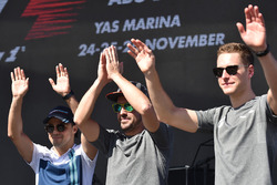 Felipe Massa, Williams, Fernando Alonso, McLaren et Stoffel Vandoorne, McLaren sur scène