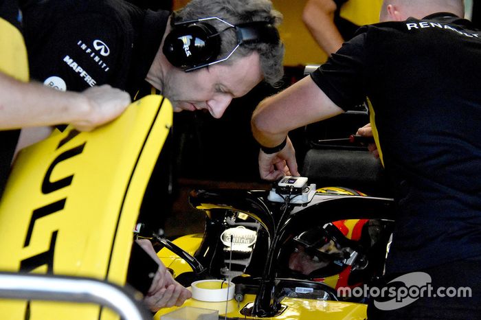 Carlos Sainz Jr., Renault Sport F1 Team R.S. 18 con GPS