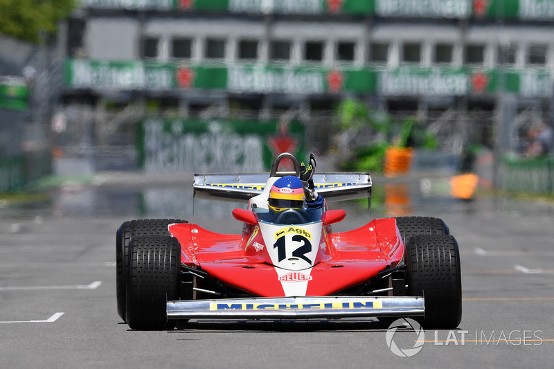Jacques Villeneuve, Sky Italia, guida la Ferrari 312T3 1978 del padre, vincitrice nel GP del Canada