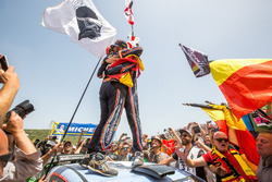 I vincitori Thierry Neuville, Nicolas Gilsoul, Hyundai Motorsport Hyundai i20 Coupe WRC