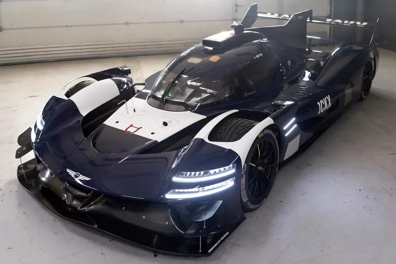Jacky Ickx, Genesis Magma Racing Genesis