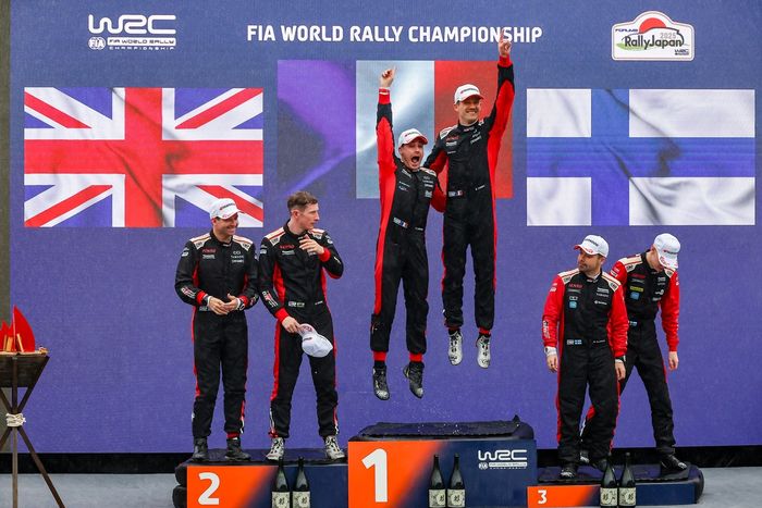 Элфин Эванс, Скотт Мартин, Toyota Gazoo Racing WRT Toyota GR Yaris Rally1, Себастьян Ожье, Винсент Ландэ, Toyota Gazoo Racing WRT Toyota GR Yaris Rally1, Сами Паджари, Марко Салминен, Toyota Gazoo Racing WRT Toyota GR Yaris Rally1