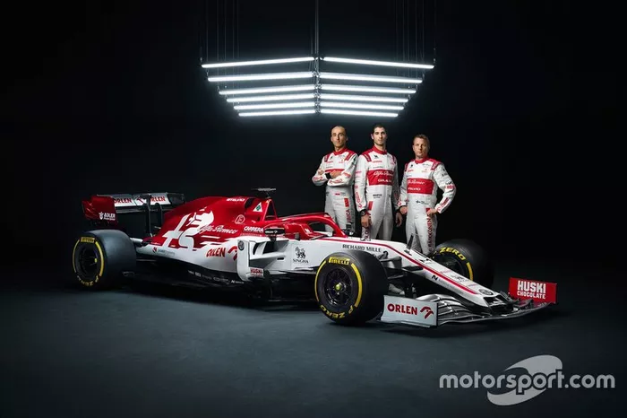 Kimi Raikkonen, Antonio Giovinazzi, Robert Kubica, Alfa Romeo Racing C39