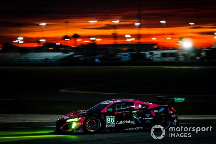 #86 Meyer Shank Racing w/Curb-Agajanian Acura NSX GT3, GTD: Mario Farnbacher, Matt McMurry, Shinya Michimi, Jules Gounon