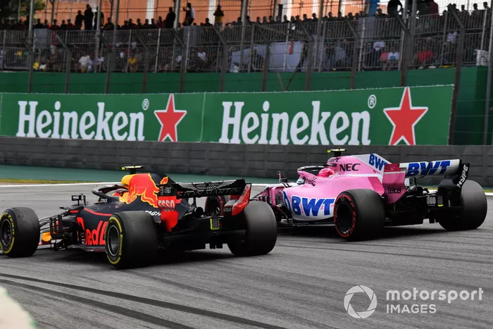 Cigarro e bebidas: o GP do Brasil tem naming rights desde 1999, quando os cigarros Marlboro batizavam a prova, até 2004. A Petrobras fez o mesmo de 2009 a 2015 e a cervejaria Heineken dá nome à prova desde 2017.