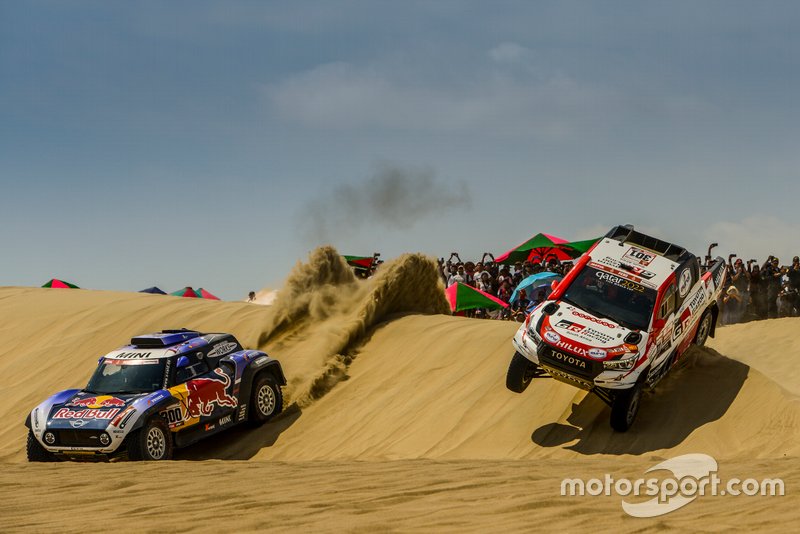 #300 X-Raid Mini JCW Team: Карлос Сайнс, #301 Toyota Gazoo Racing SA: Нассер Аль-Аттія