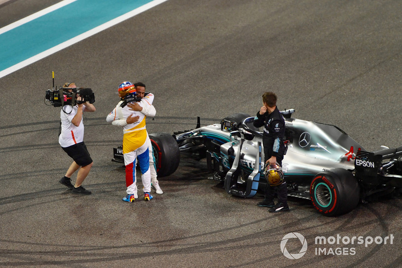 Фернандо Алонсо, McLaren MCL33, Льюіс Хемілтон, Mercedes AMG F1 W09