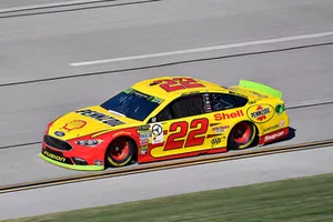 Joey Logano, Team Penske, Ford Fusion Shell Pennzoil