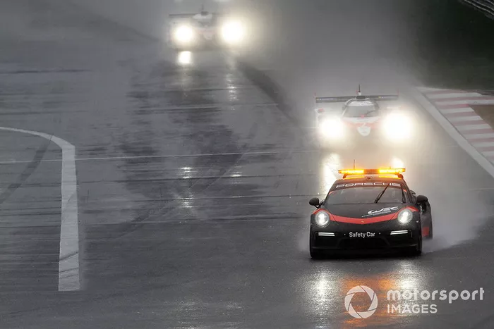Safety car