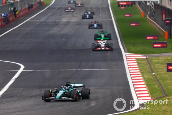 Lance Stroll, Aston Martin AMR24, Nico Hulkenberg, Haas VF-24, Valtteri Bottas, Kick Sauber C44