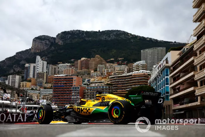 Oscar Piastri, McLaren MCL38