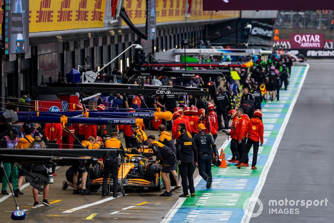 Oscar Piastri, McLaren MCL38 