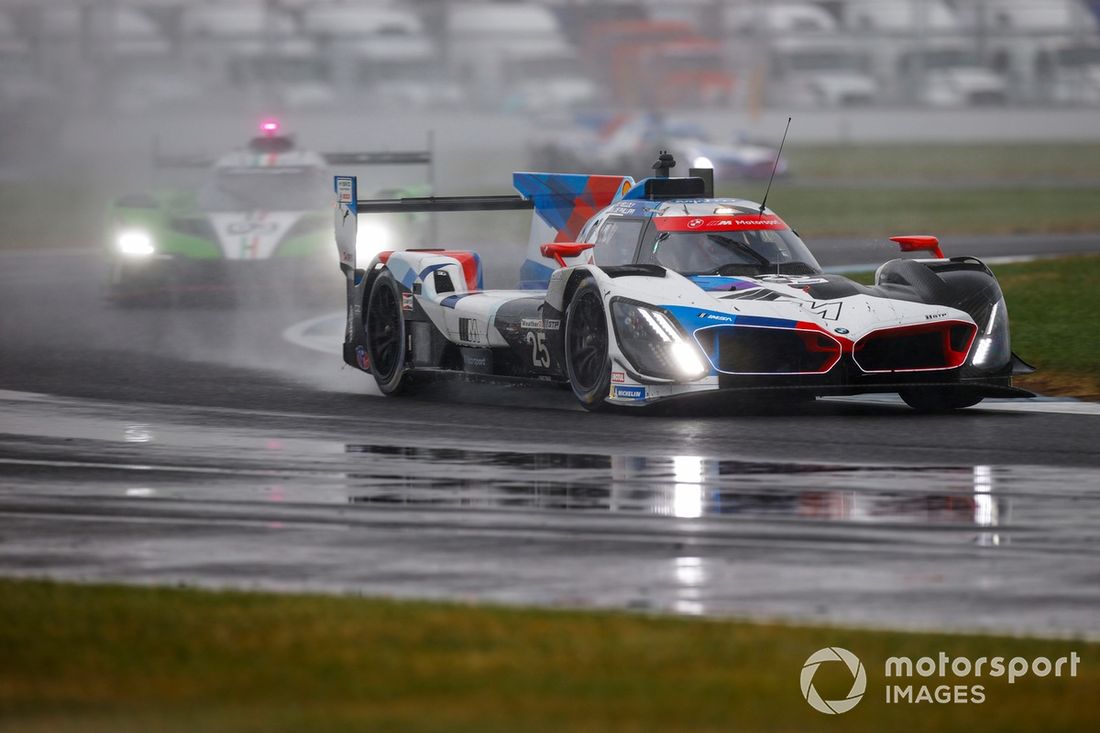 #25 BMW Team RLL BMW M Hybrid V8: Connor De Phillippi, Nick Yelloly