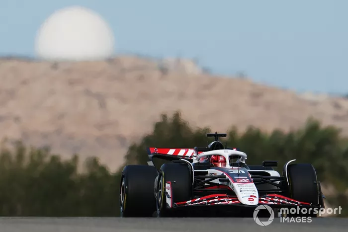 Esteban Ocon, Haas F1 Team