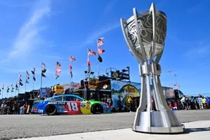Kyle Busch, Joe Gibbs Racing, Toyota Camry M&M's Hazelnut