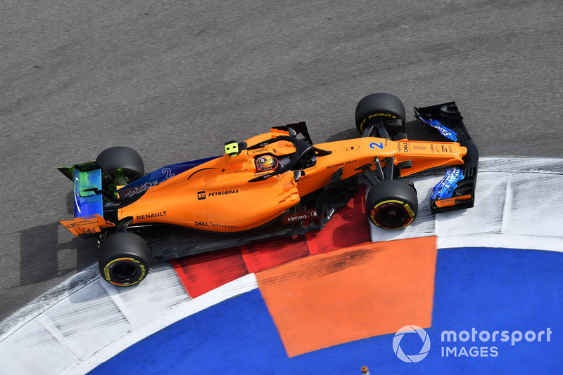 16. Стоффель Вандорн, McLaren — 8