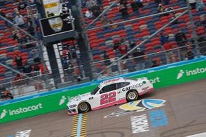 Race winner Austin Cindric, Team Penske, Ford Mustang