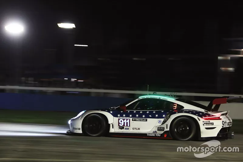#911 Porsche GT Team Porsche 911 RSR - 19, GTLM: Nick Tandy, Fred Makowiecki, Earl Bamber
