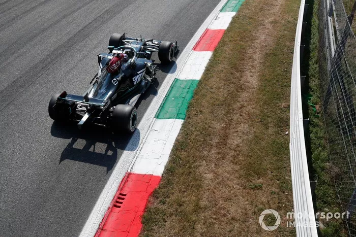 Lewis Hamilton, Mercedes W12