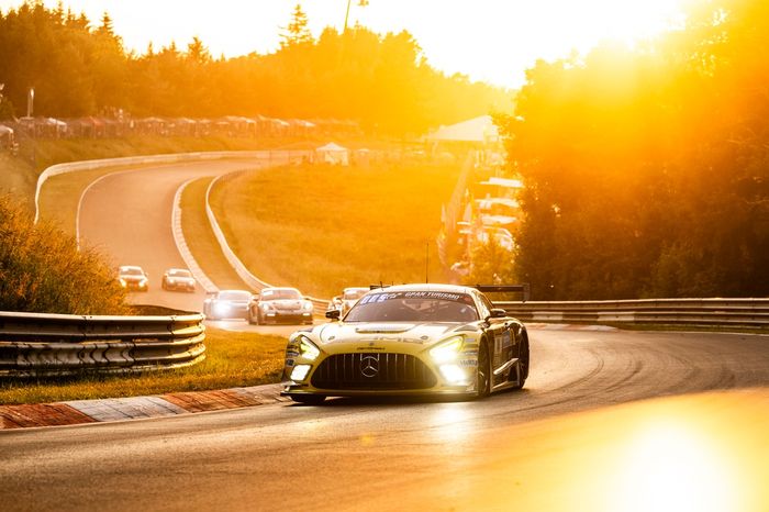 #14 Mercedes-AMG Team GetSpeed Mercedes-AMG GT3: Maro Engel, Maxime Martin, Fabian Schiller, Luca Stolz