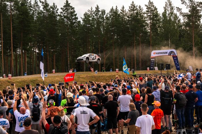 Калле Рованпера, Джонна Хальттунен, Toyota Gazoo Racing Wrt Toyota Gr Yaris Rally1