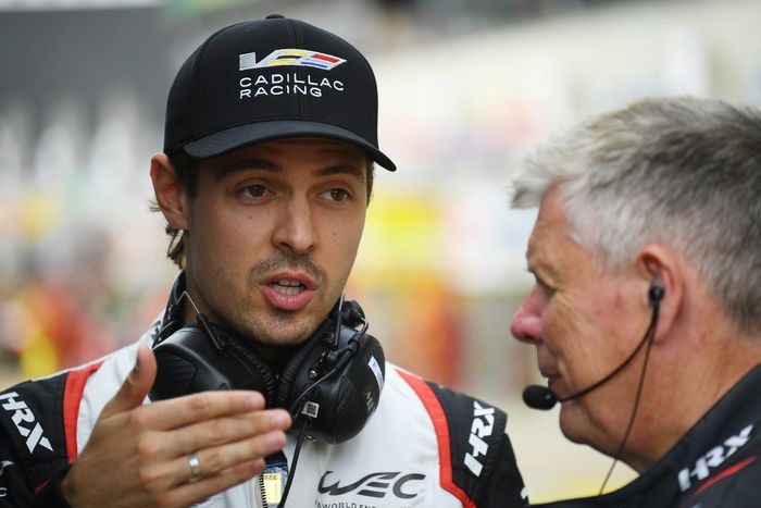 #311 Cadillac Whelen Cadillac V-Series.R: Felipe Drugovich