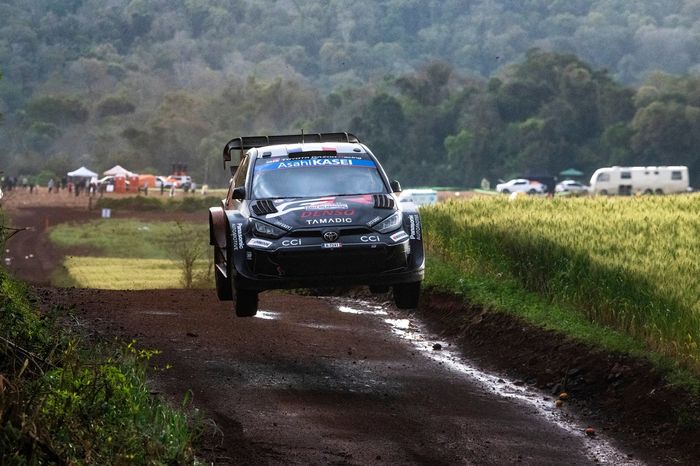 Sébastien Ogier, Vincent Landais, Toyota Gazoo Racing WRT Toyota GR Yaris Rally1