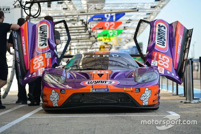 #85 Keating Motorsports Ford GT: Ben Keating, Jeroen Bleekemolen, Felipe Fraga