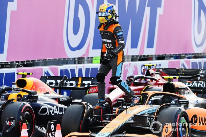 Lando Norris, McLaren, en el Parc Ferme tras la clasificación