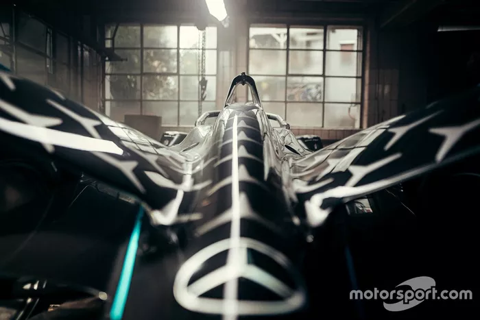 Mercedes-Benz EQ Silver Arrow 02