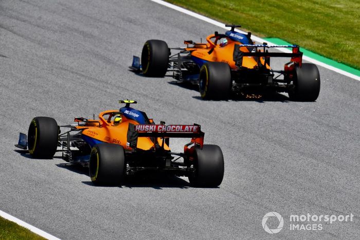 Daniel Ricciardo, McLaren MCL35M , Lando Norris, McLaren MCL35M