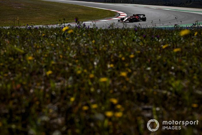 Carlos Sainz Jr., Ferrari SF21