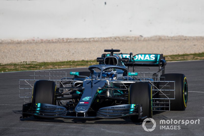 Valtteri Bottas, Mercedes AMG F1 W10, con dei ratrelli di sensori
