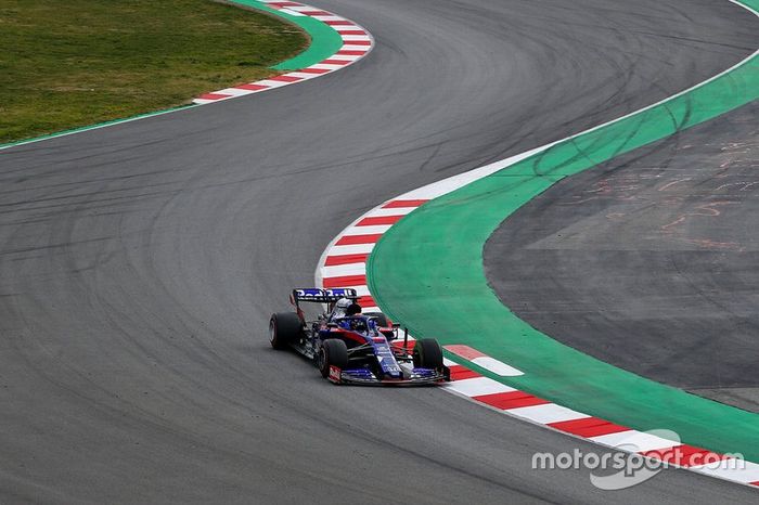 Alex Albon, Scuderia Toro Rosso STR14