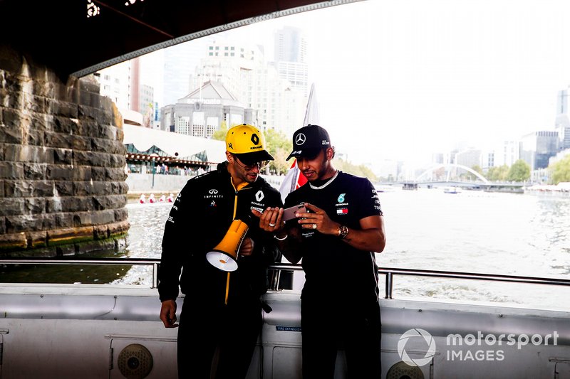 Daniel Ricciardo, Renault and Lewis Hamilton, Mercedes AMG F1 on the way to the Federation Square event