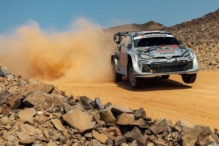 Такамото Кацута, Аарон Джонстон, Toyota Gazoo Racing WRT Toyota GR Yaris Rally1