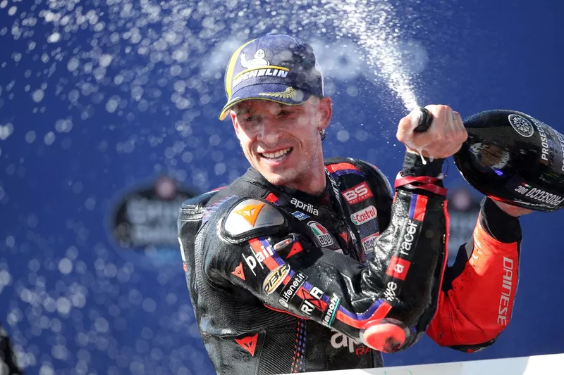 Marco Bezzecchi, Aprilia Racing
