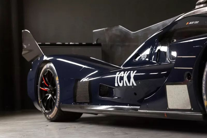 Jacky Ickx, Genesis Magma Racing