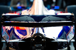Scuderia Toro Rosso STR12 rear wing detail