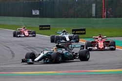 Lewis Hamilton, Mercedes AMG F1 W08, Sebastian Vettel, Ferrari SF70H, Valtteri Bottas, Mercedes AMG F1 W08, Kimi Raikkonen, Ferrari SF70H