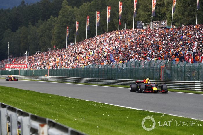 Max Verstappen, Red Bull Racing RB13, Daniel Ricciardo, Red Bull Racing RB13