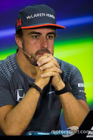 Fernando Alonso, McLaren, en la Conferencia de prensa