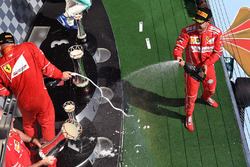 Подіум: переможець Себастьян Феттель, Ferrari