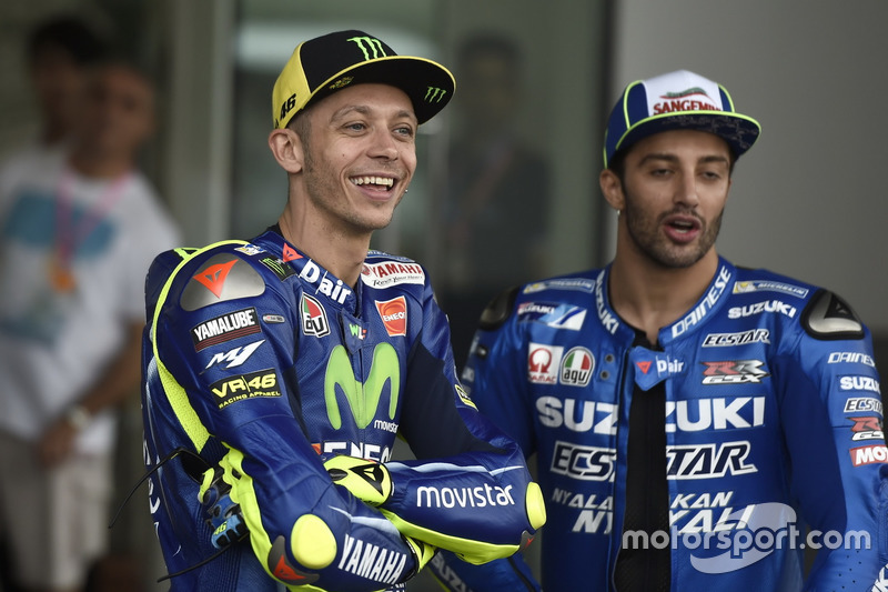 Valentino Rossi, Yamaha Factory Racing; Andrea Iannone, Team Suzuki MotoGP