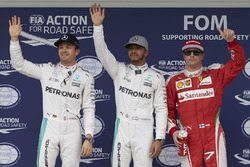 2. Nico Rosberg, Mercedes AMG F1; 1. Lewis Hamilton, Mercedes AMG F1; 3. Kimi Räikkönen, Ferrari